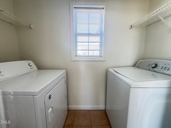2501 Huntscroft Ln, Raleigh, NC 27617