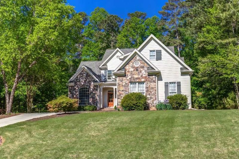 2501 Laurelford Ln, Wake Forest, NC 27587