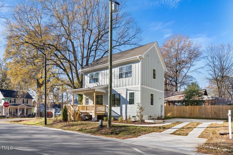 2501 Lednum St, Durham, NC 27704