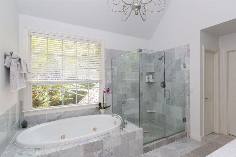 2501 Tuscany Woods Ct, Raleigh, NC 27612