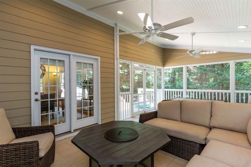 2501 Tuscany Woods Ct, Raleigh, NC 27612