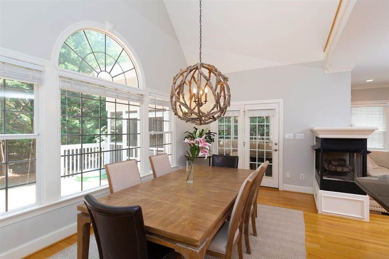 2501 Tuscany Woods Ct, Raleigh, NC 27612
