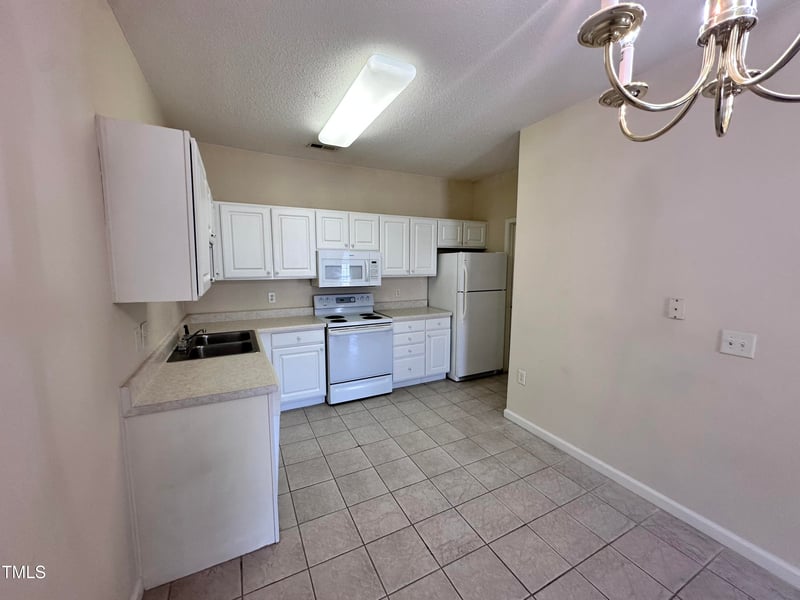 2501 Vancastle Way #302, Raleigh, NC 27617