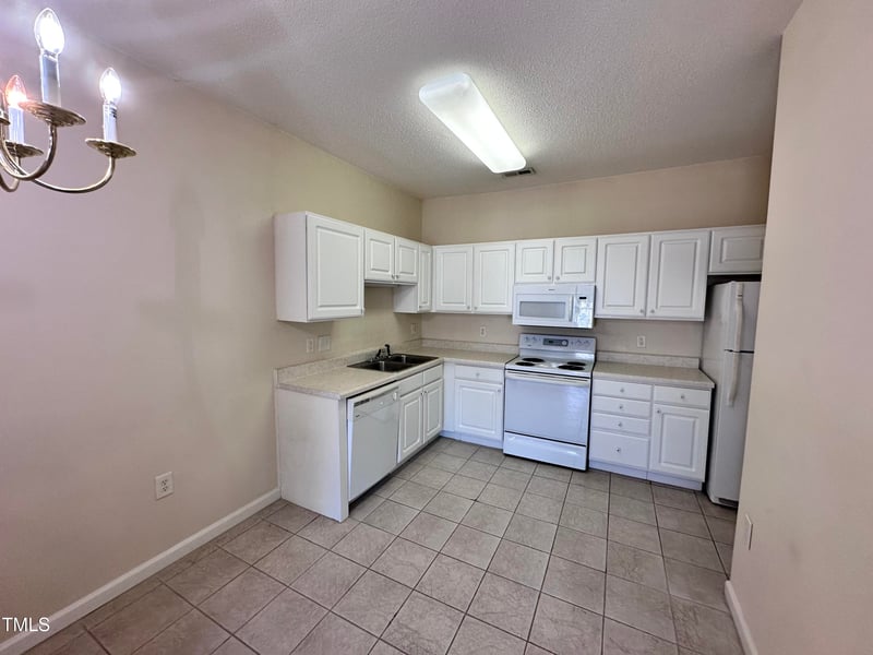 2501 Vancastle Way #302, Raleigh, NC 27617