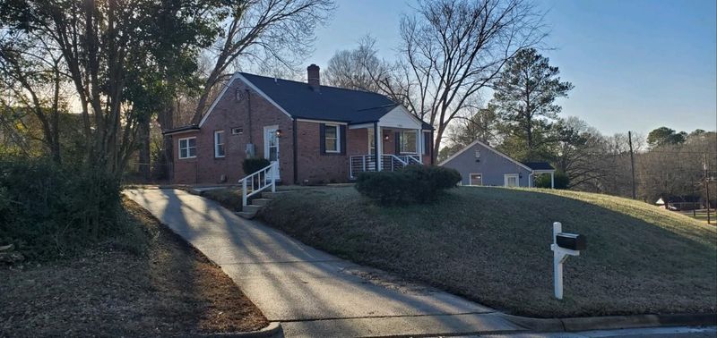 2501 White Oak, Durham, NC 27707