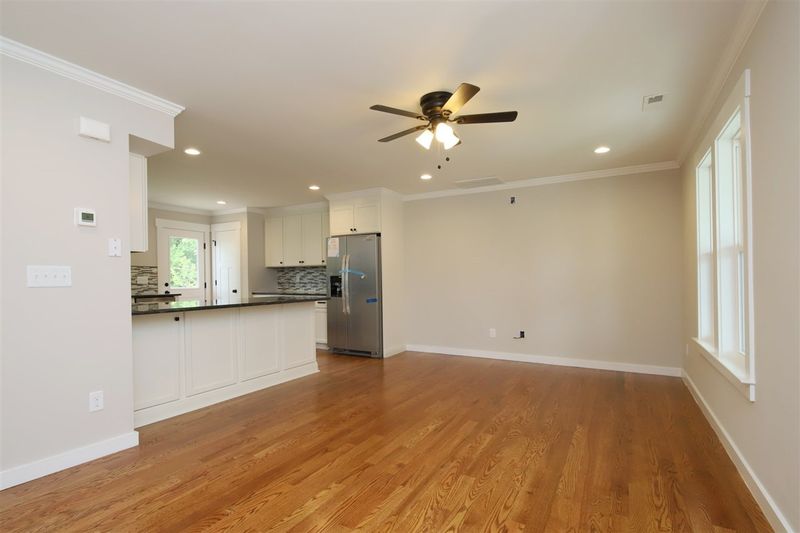 2502 Dakota St, Durham, NC 27707