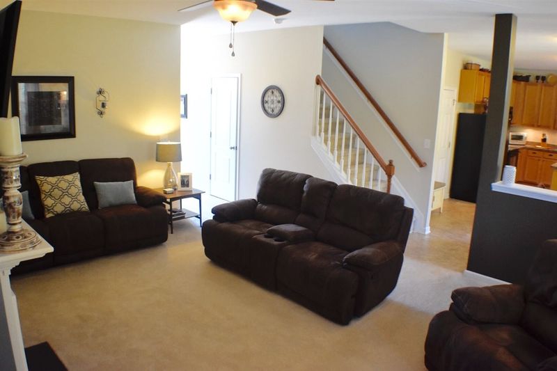 2502 Macleod St, Burlington, NC 27215