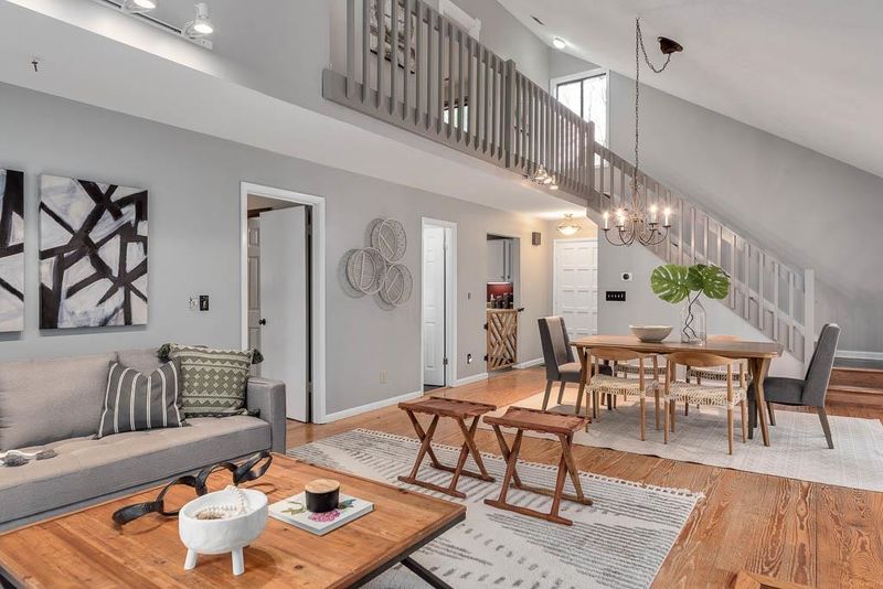 2502 Overland Passage, Chapel Hill, NC 27516