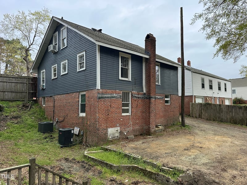 2503 Chapel Hill Rd, Durham, NC 27707