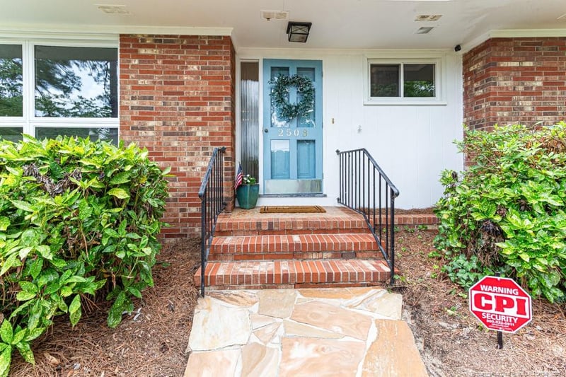 2503 Edgewater Dr, Fayetteville, NC 28303