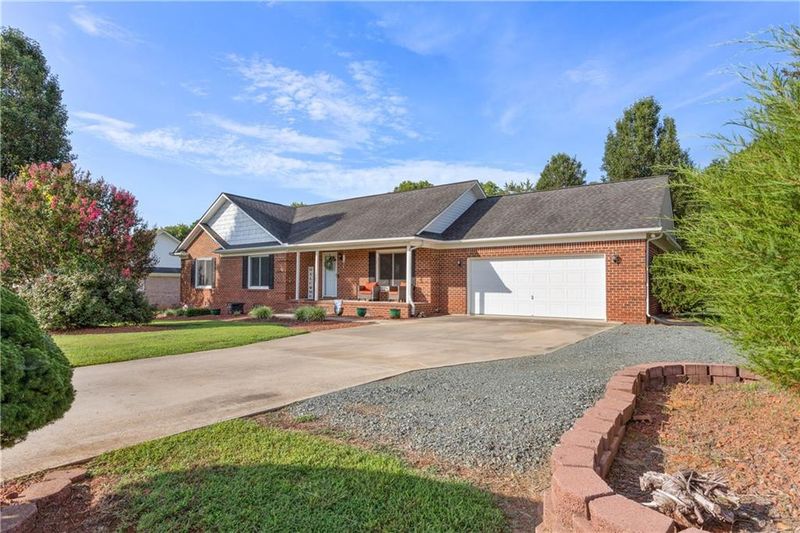 2503 Farrell Rd, Mebane, NC 27302