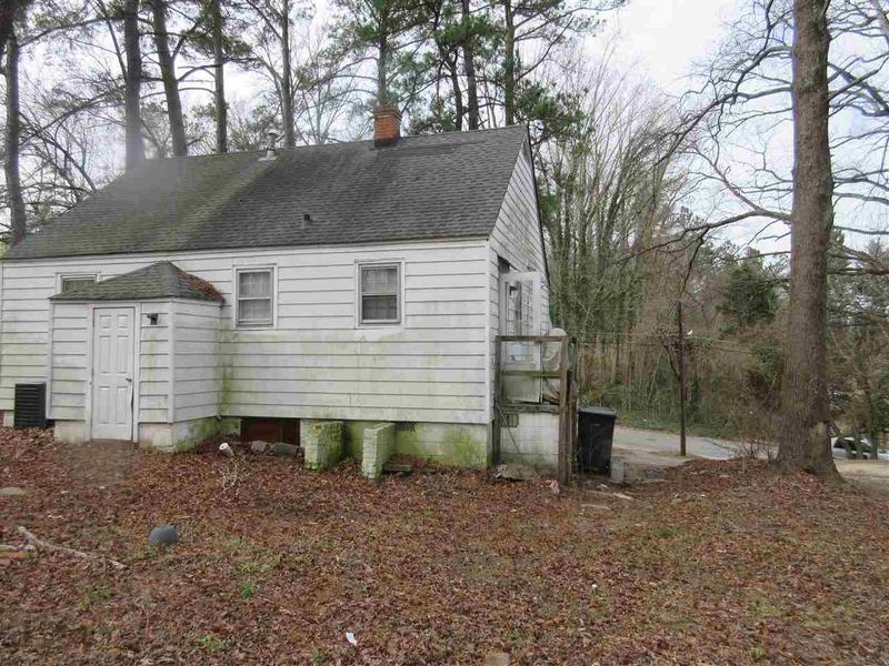 2503 Renfrow Rd, Raleigh, NC 27603