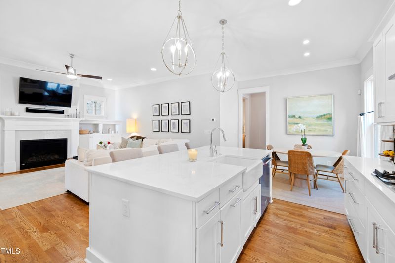 2504 Everett Ave, Raleigh, NC 27607
