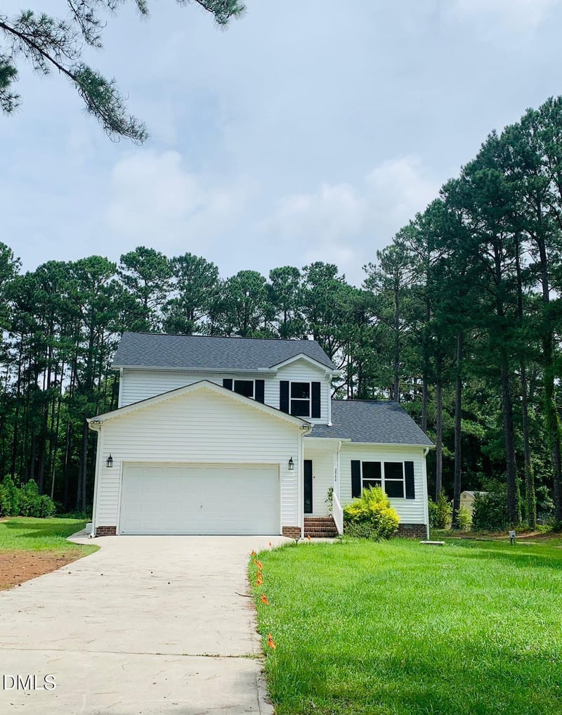 2504 Fleming Rd, Fuquay Varina, NC 27526
