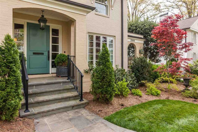 2504 White Oak Rd, Raleigh, NC 27609