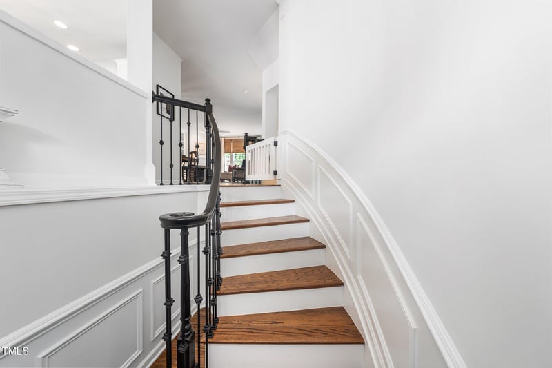 2506 Blooming St, Raleigh, NC 27612