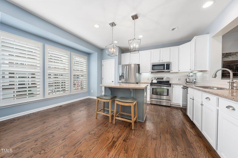 2506 Blooming St, Raleigh, NC 27612