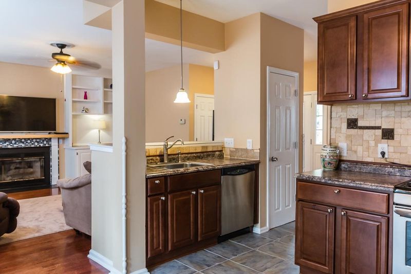 2506 Brick Hearth Dr, Hillsborough, NC 27278