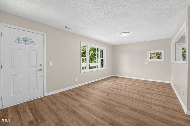 2506 Meadow Dr, Sanford, NC 27332