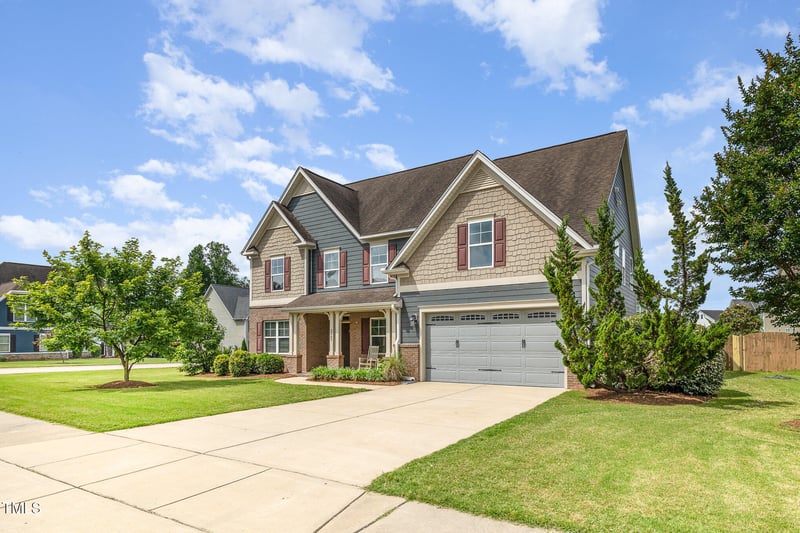 2507 Belvinwood Dr, Fuquay Varina, NC 27526