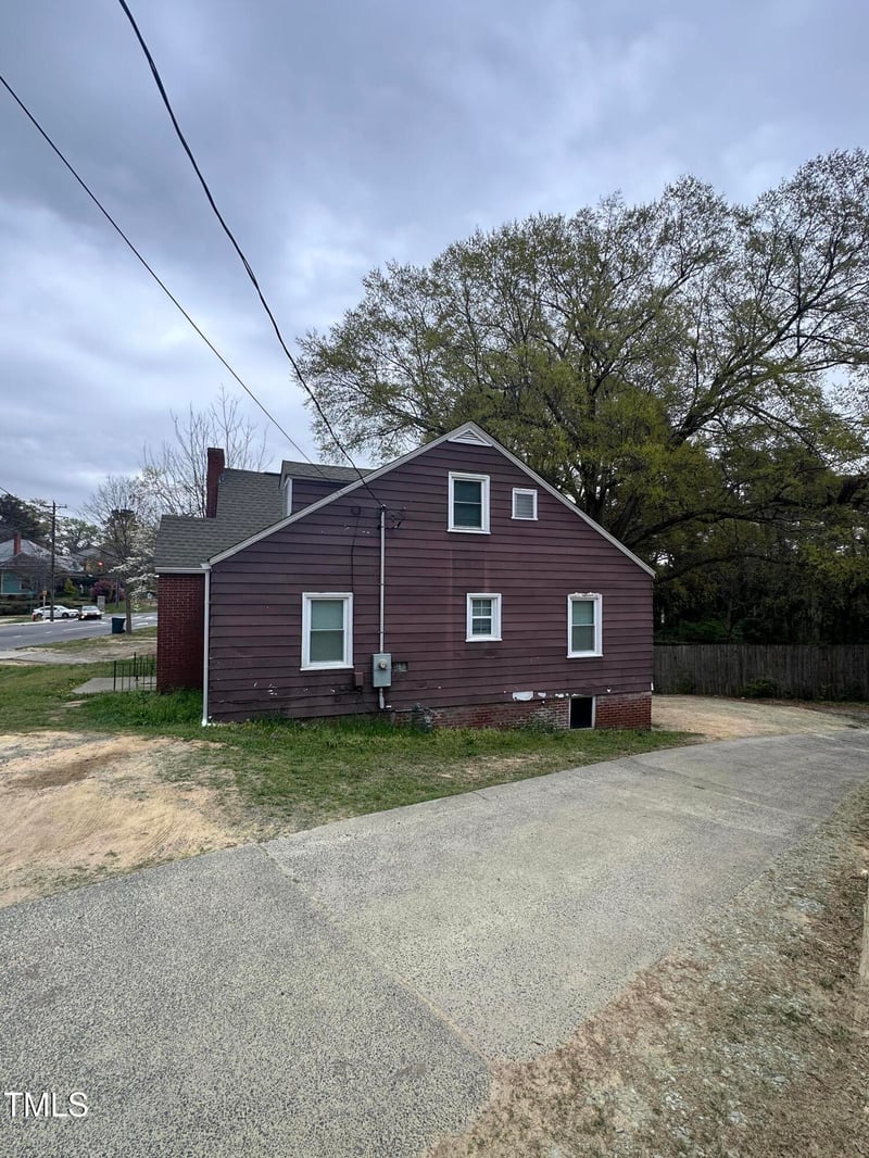 2507 Chapel Hill Rd, Durham, NC 27707