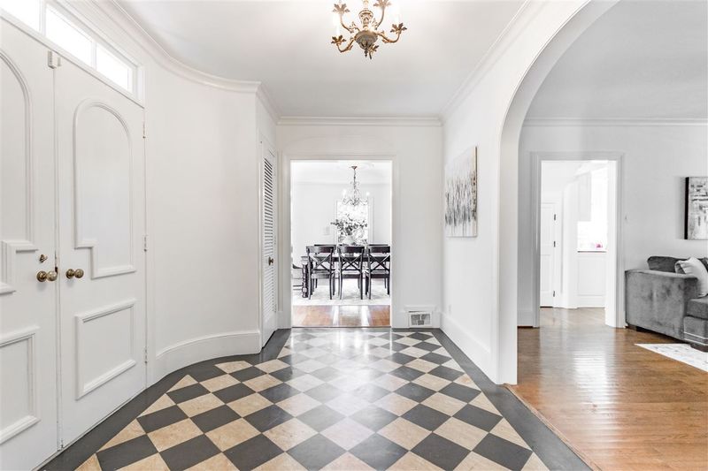 2507 Lewis Farm Rd, Raleigh, NC 27608