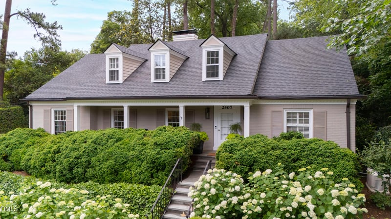 2507 Sanderson Dr, Raleigh, NC 27608