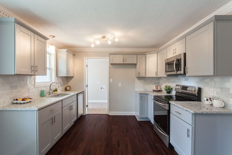 2508 Edgemont Rd, Wendell, NC 27591