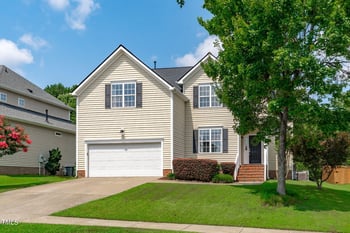 2508 Hidden Meadow Dr, Fuquay Varina, NC 27526