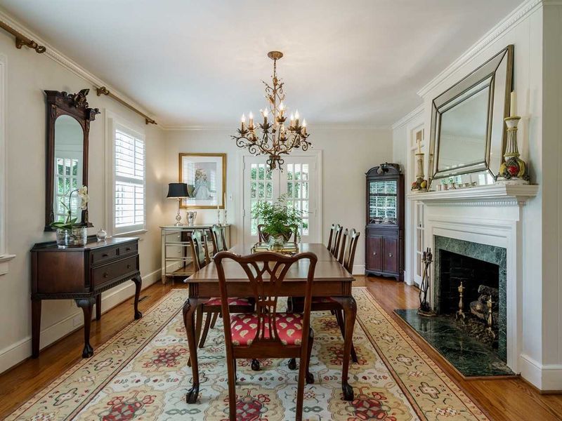 2509 Anderson Dr, Raleigh, NC 27608