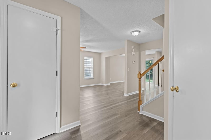 2509 Australia Dr, Raleigh, NC 27610