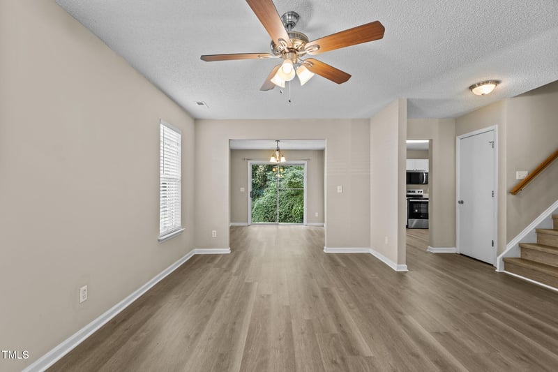 2509 Australia Dr, Raleigh, NC 27610