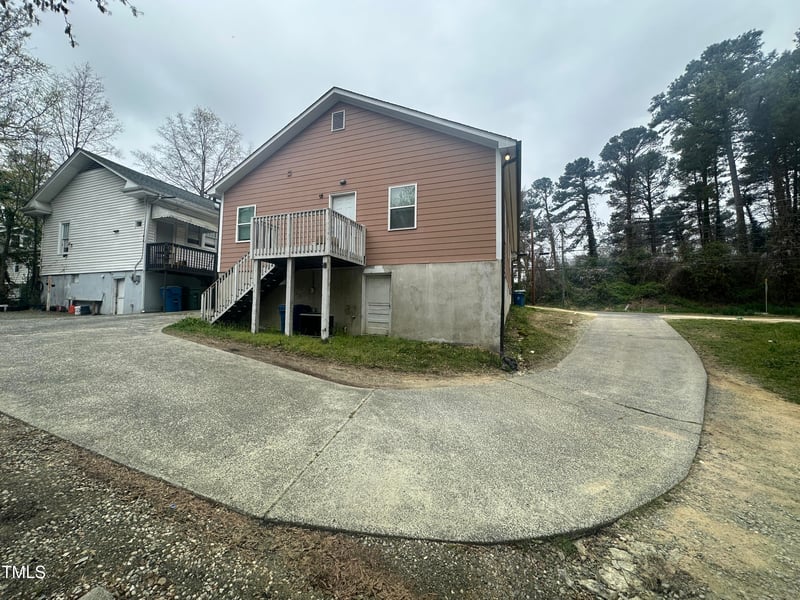 2509 Chapel Hill Rd, Durham, NC 27707