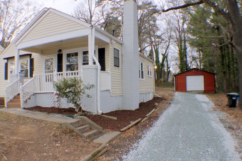 2509 Rochelle St, Durham, NC 27703