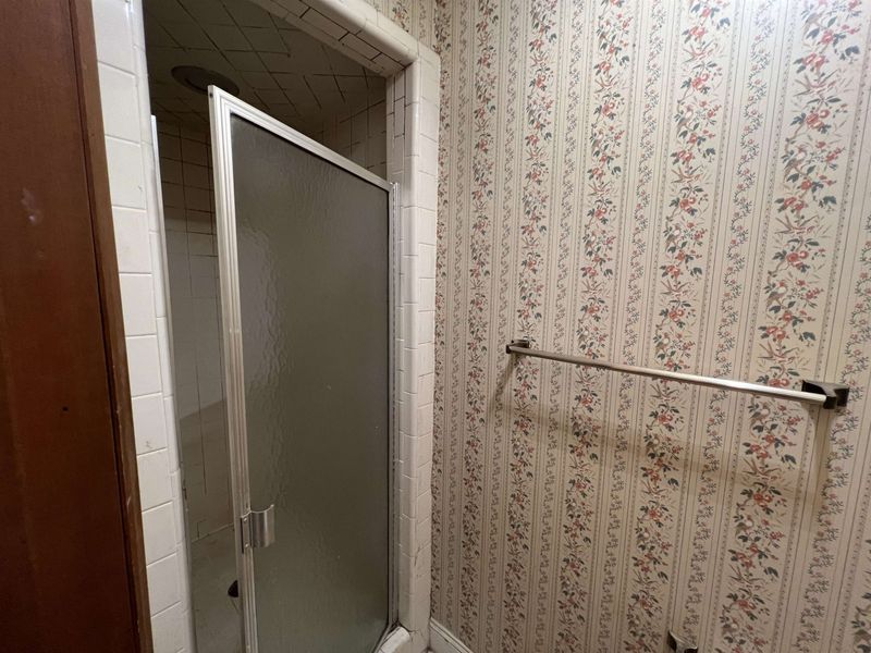 2509 Sawmill Rd, Raleigh, NC 27613