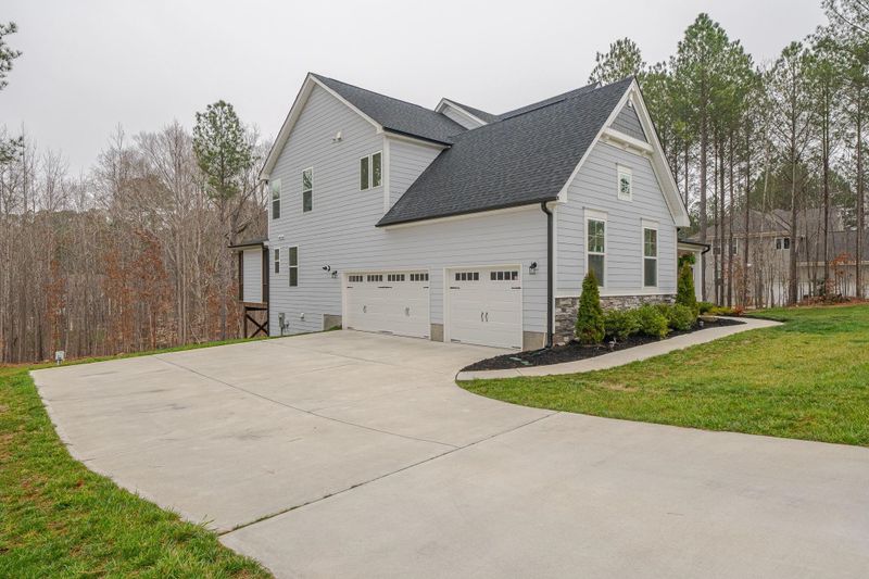 2509 Snyder Ln, Wake Forest, NC 27587