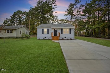 251 Booth Ave, Henderson, NC 27536