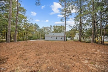 251 Booth Ave, Henderson, NC 27536