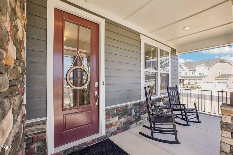 251 Crest Dr, Chapel Hill, NC 27517