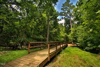 251 Crest Dr, Chapel Hill, NC 27517
