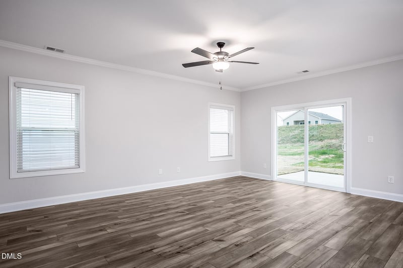 251 Custer Dr, Mebane, NC 27302