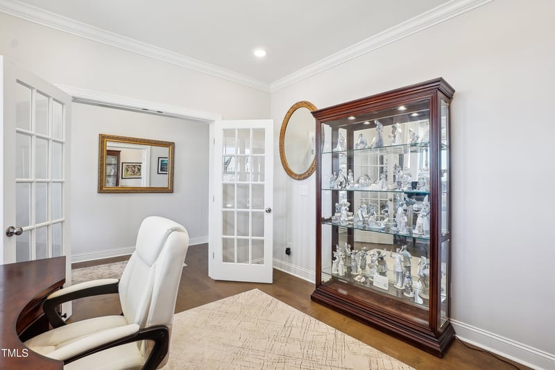 251 North Crest Dr, Chapel Hill, NC 27517