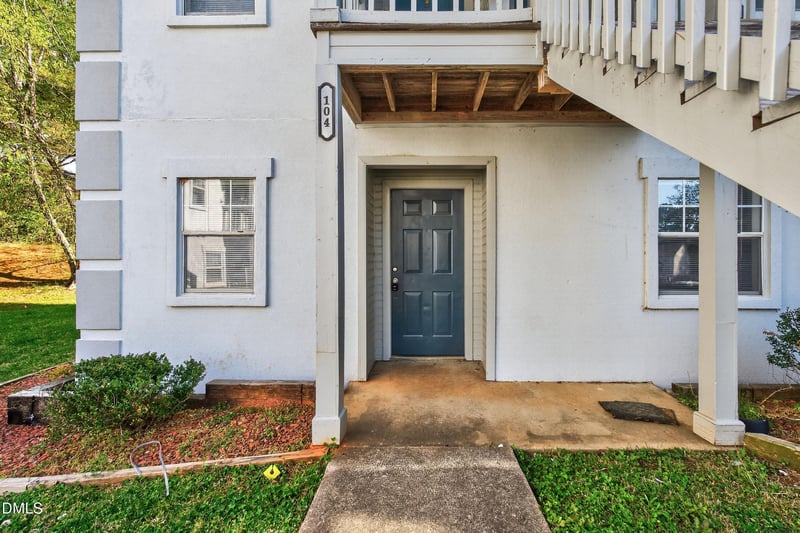 2510 Avent Ferry Rd #104, Raleigh, NC 27606