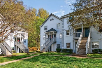 2510 Avent Ferry Rd #104, Raleigh, NC 27606