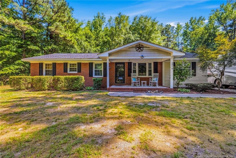 2510 Gainey Rd, Fayetteville, NC 28306