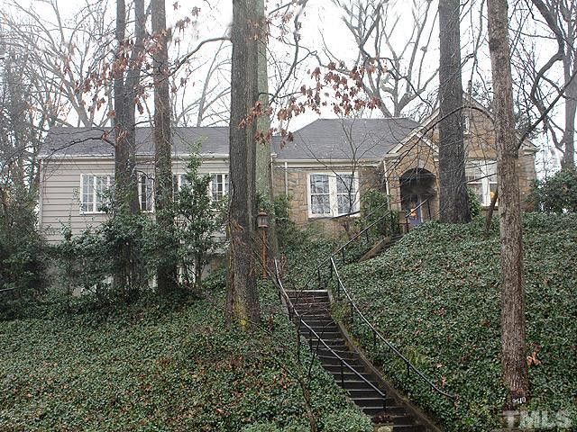 2510 Kenmore Dr, Raleigh, NC 27608