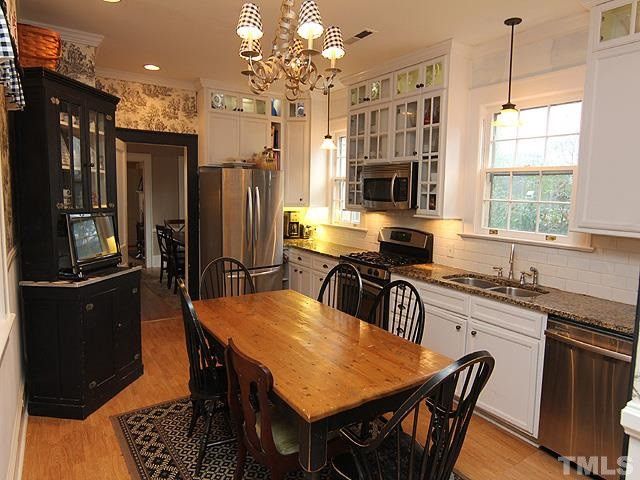 2510 Kenmore Dr, Raleigh, NC 27608