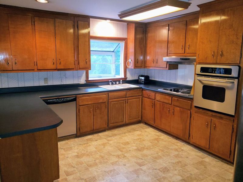2511 W Cornwallis Rd, Durham, NC 27705