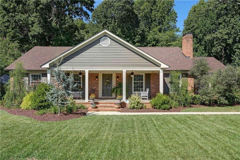 2511 Elderwood Ln, Burlington, NC 27215