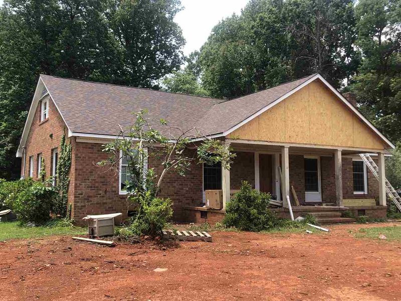 2511 Elderwood Ln, Burlington, NC 27514